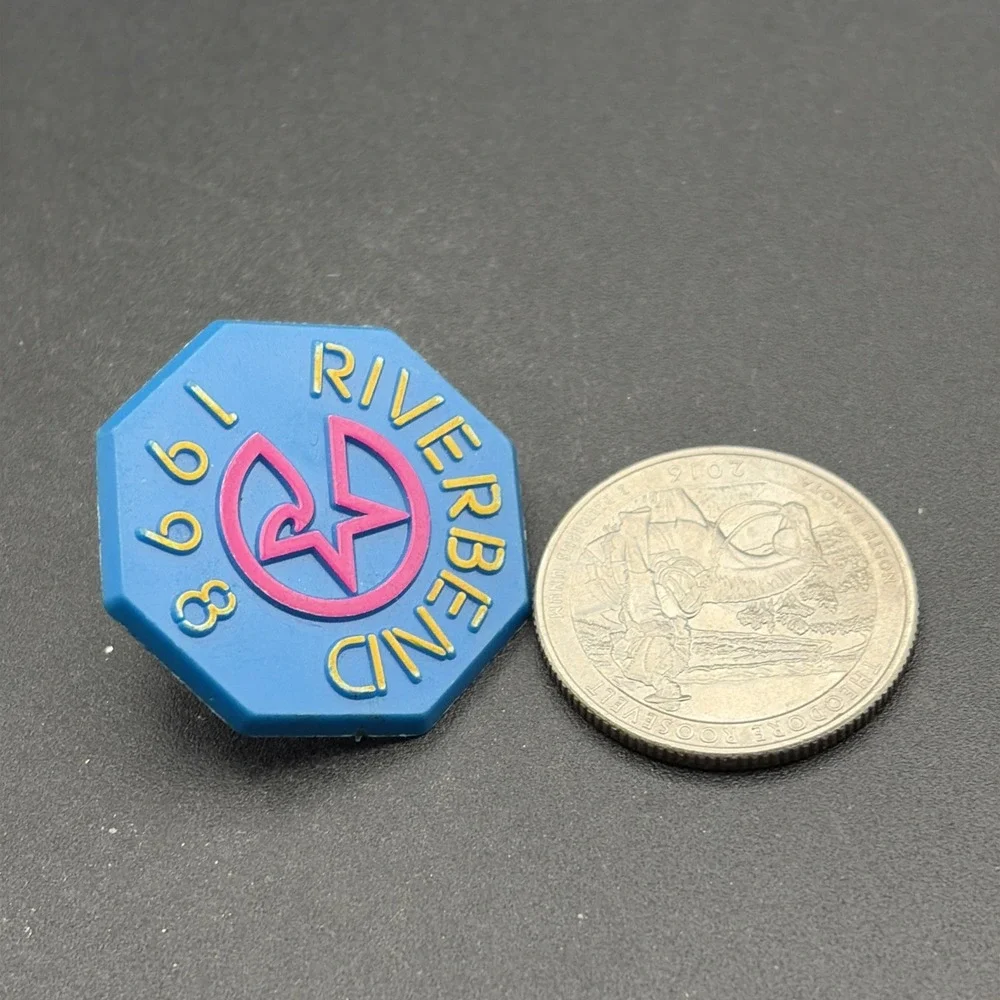 Riverbend Music Festival Chattanooga Tennessee‎ 1998 Plastic Lapel Hat Pin